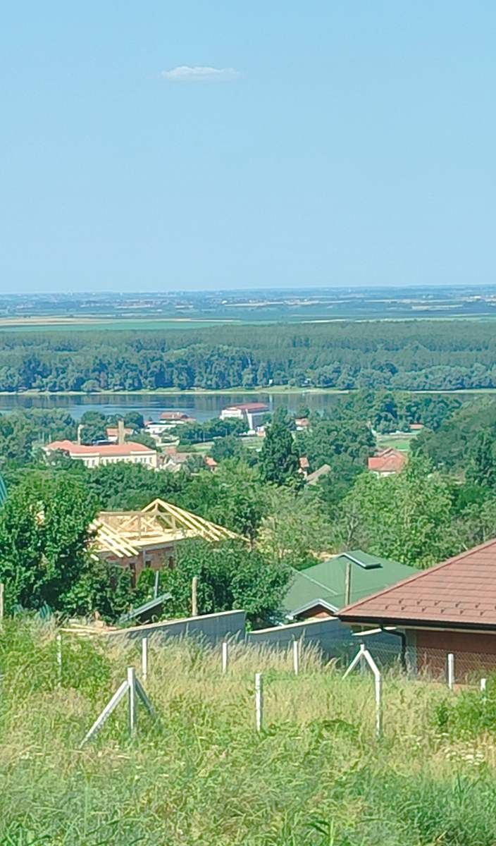 Odličan gradjevinski plac sa prelepim pogeldom – Sremski Karlovci | Linea Casa